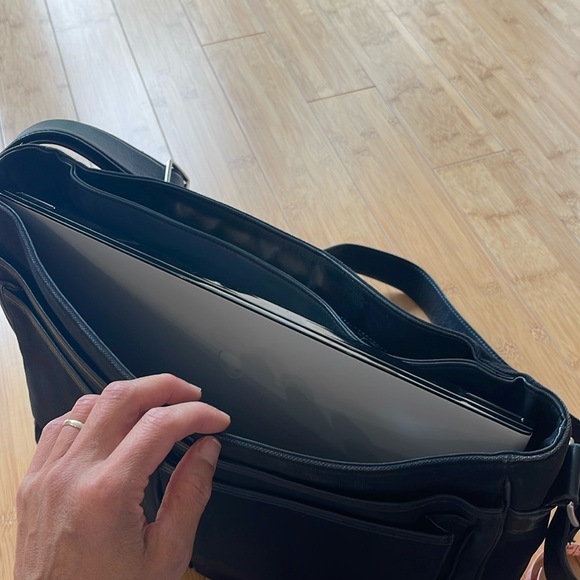 Brooks Brothers Leather/Canvas Messenger Bag Laptop Bag Black - Picture 16 of 17